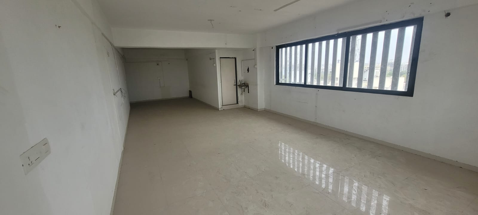 Office Commercial Office for Rent in Sarkhej Ahmedabad - Media 2