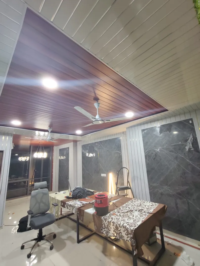 Office 742 Sq. Ft. Commercial Office for Rent in Sola Ahmedabad