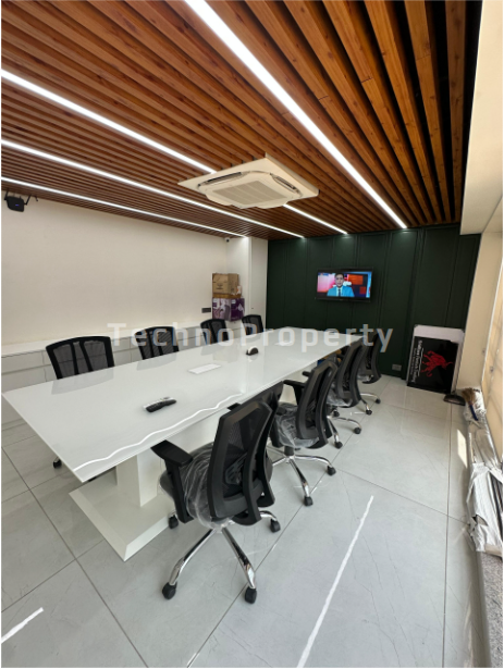Office Commercial Office for Rent in Vaishnodevi Ahmedabad - Media 10