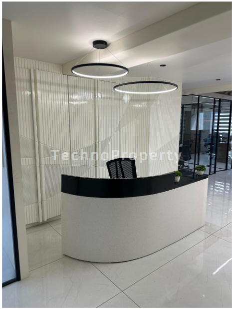 Office Commercial Office for Rent in Vaishnodevi Ahmedabad - Media 16