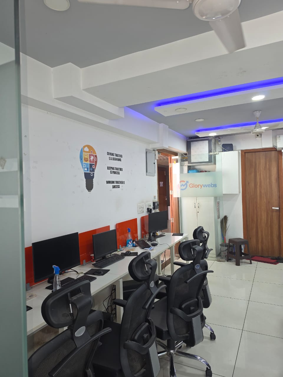 Office Commercial Office for Rent in Gota Ahmedabad - Media 9