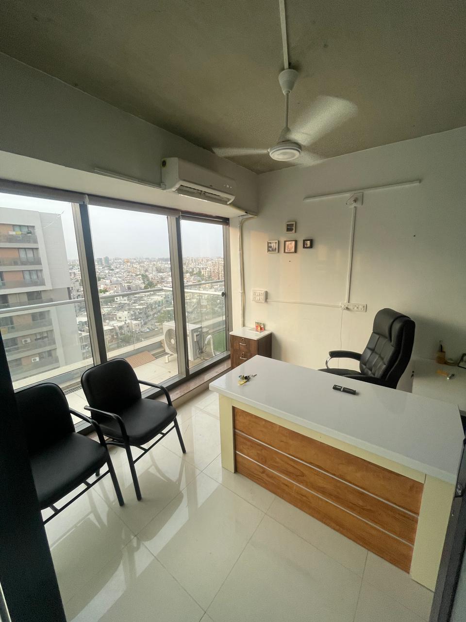 Office Commercial Office for Rent in Sola Ahmedabad - Media 9