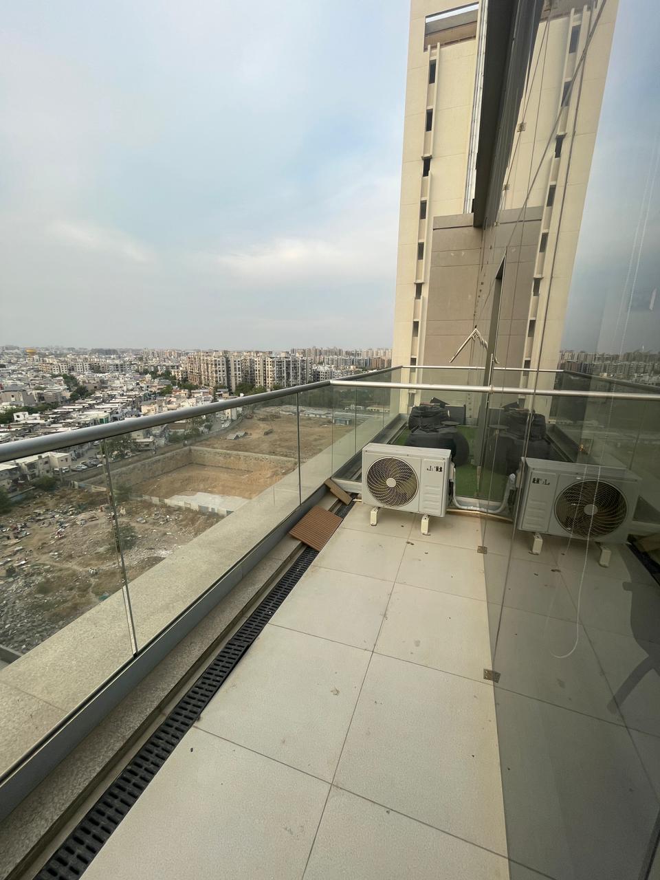 Office Commercial Office for Rent in Sola Ahmedabad - Media 7