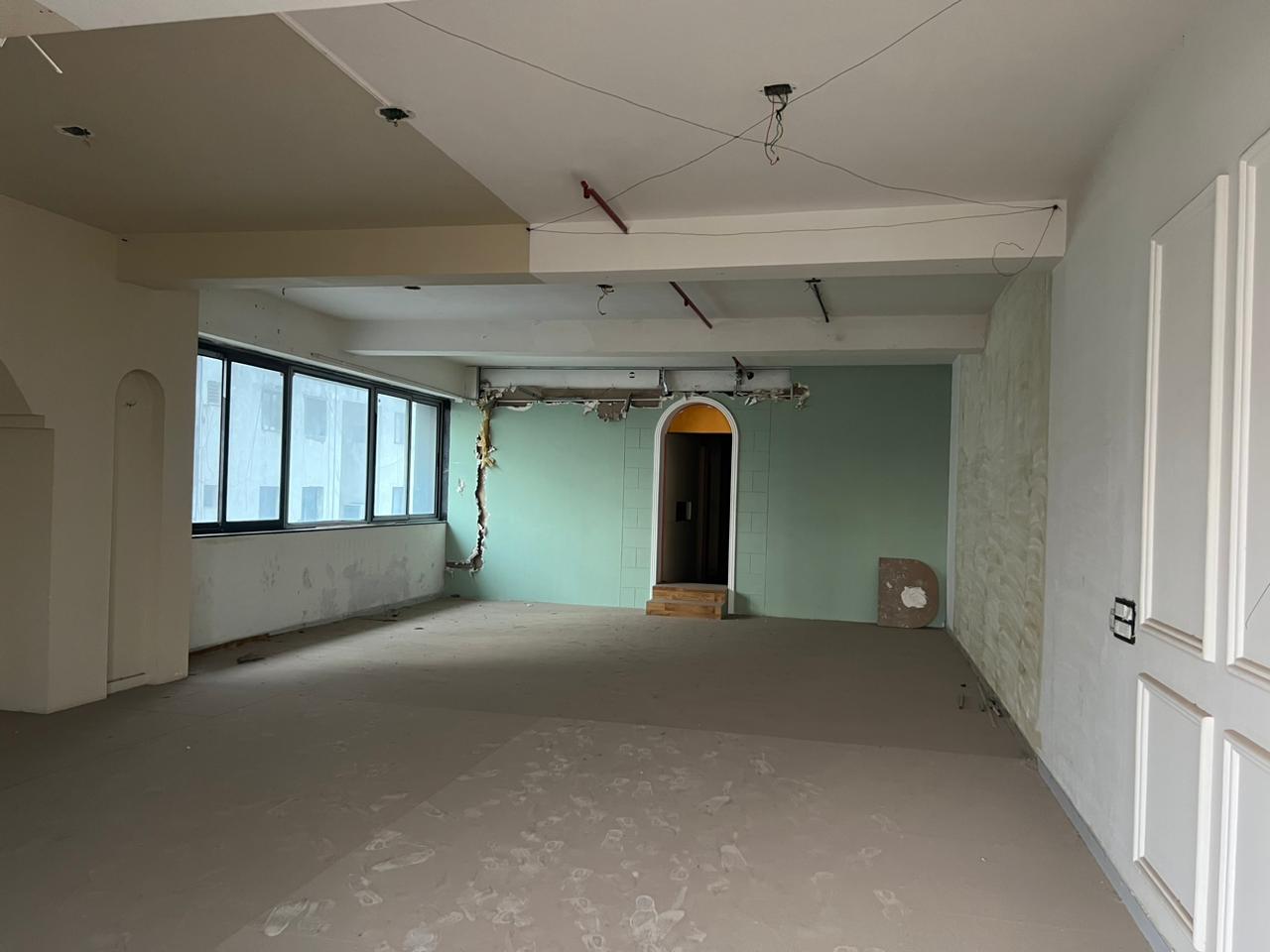 Office 2300 Sq. Ft. Commercial Office for Rent in Cg Road Ahmedabad