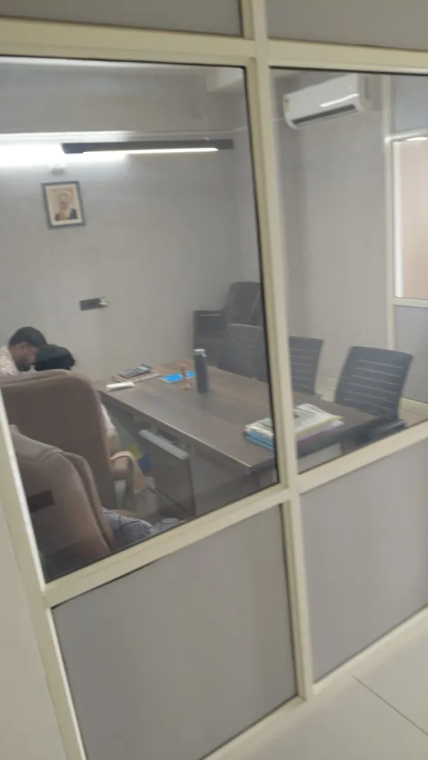 Office 788 Sq. Ft. Commercial Office for Rent in Sola Ahmedabad - Media 3
