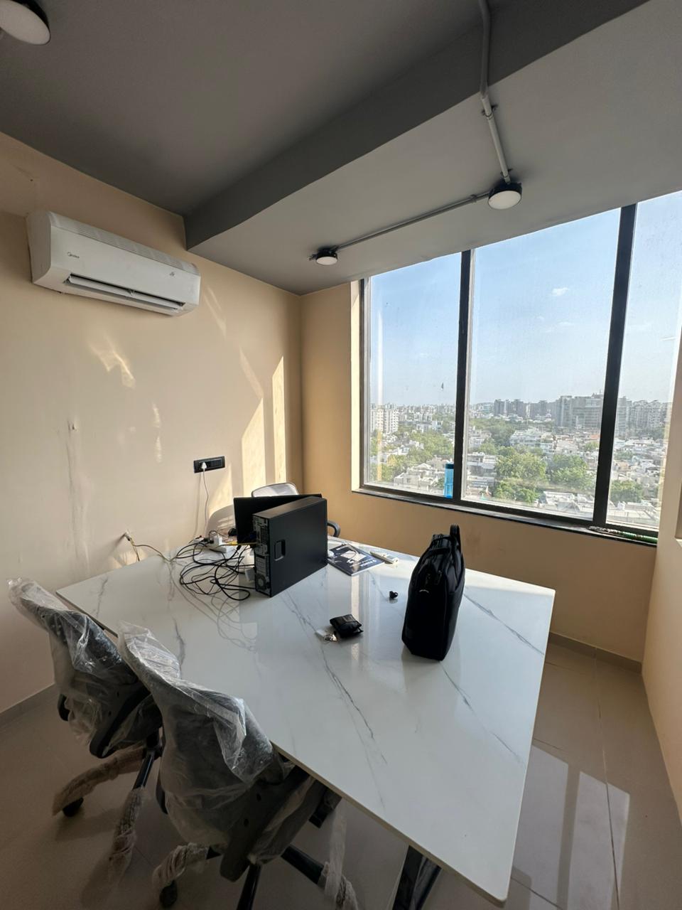Office Commercial Office for Rent in Vastrapur Ahmedabad - Media 2
