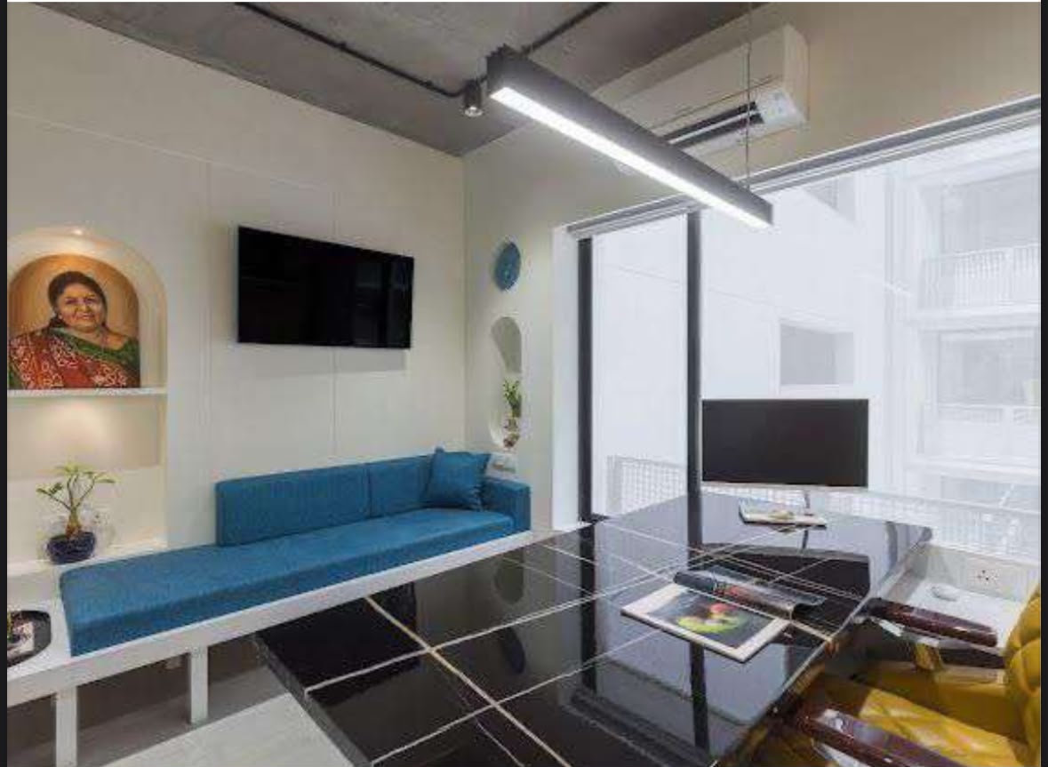 Office Commercial Office for Rent in Ashram Road Ahmedabad - Media 8