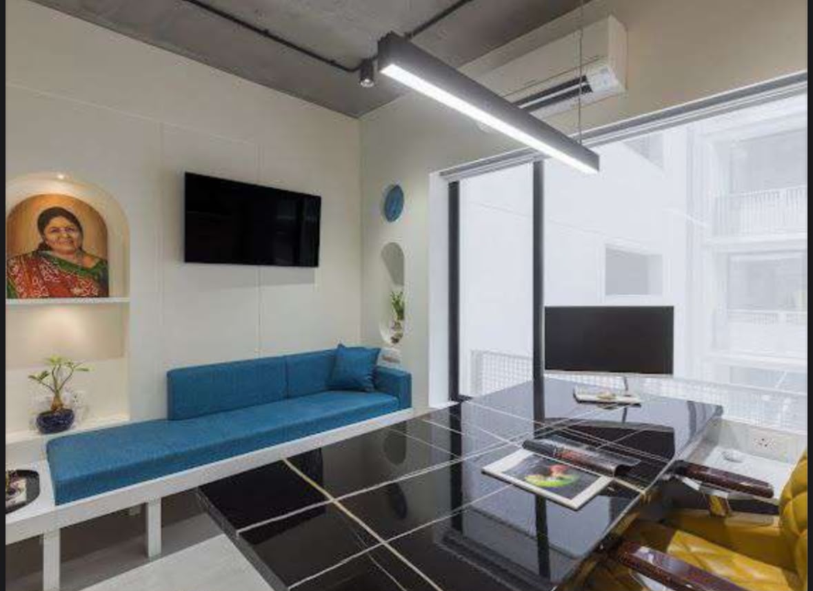 Office Commercial Office for Rent in Ashram Road Ahmedabad - Media 15
