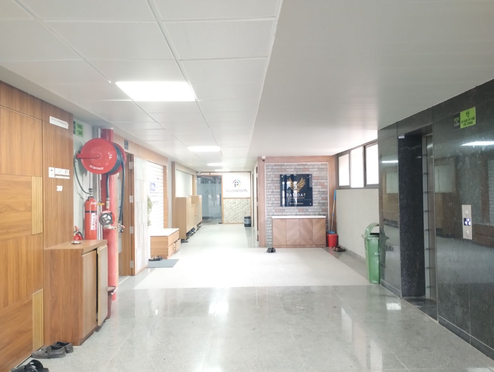 Office Commercial Office for Rent in Gota Ahmedabad