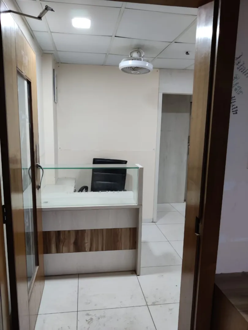 Office 1325 Sq. Ft. Commercial Office for Rent in Ambawadi Ahmedabad - Media 16