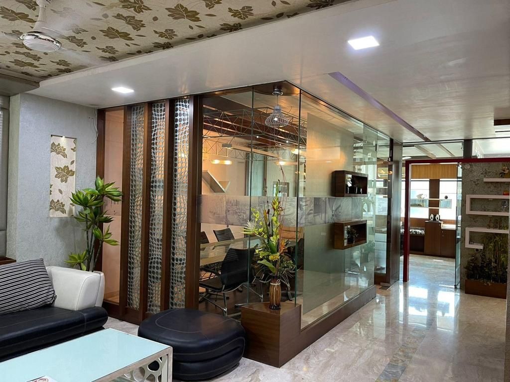1600 Sq. Ft. Commercial Office for Rent in Sola Ahmedabad - Media 7