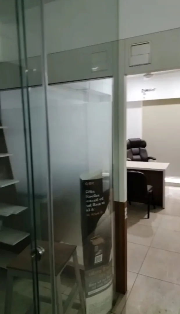 Office 1200 Sq. Ft. Commercial Office for Rent in Thaltej Ahmedabad - Media 16