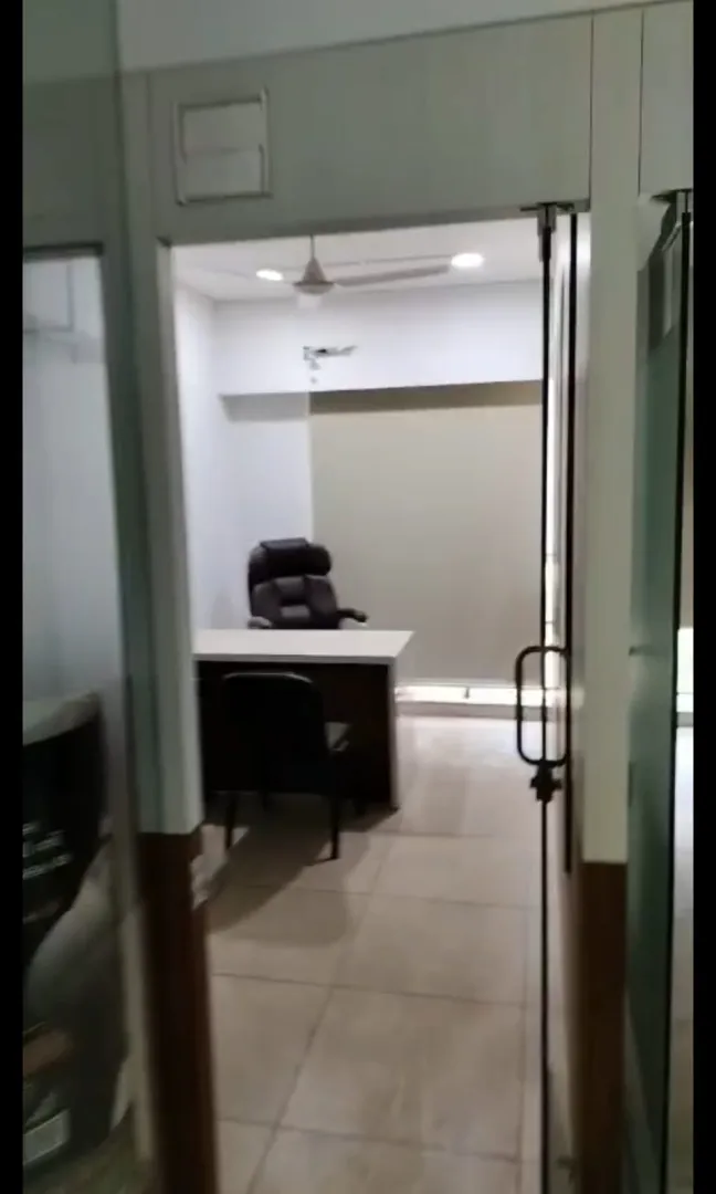 Office 1200 Sq. Ft. Commercial Office for Rent in Thaltej Ahmedabad - Media 4