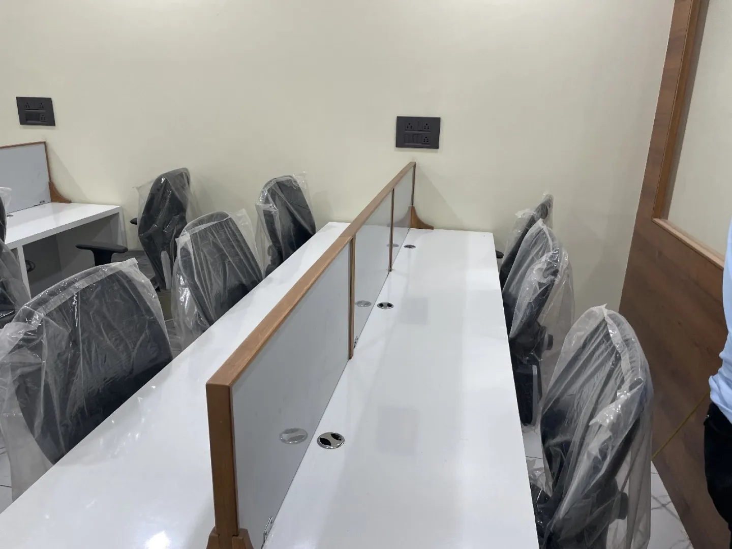 Office Commercial Office for Rent in Science City Ahmedabad - Media 3