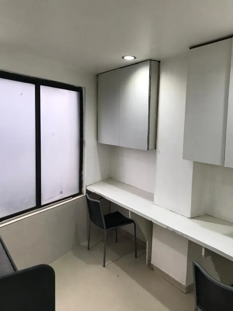 Office 1300 Sq. Ft. Commercial Office for Rent in Cg Road Ahmedabad - Media 4