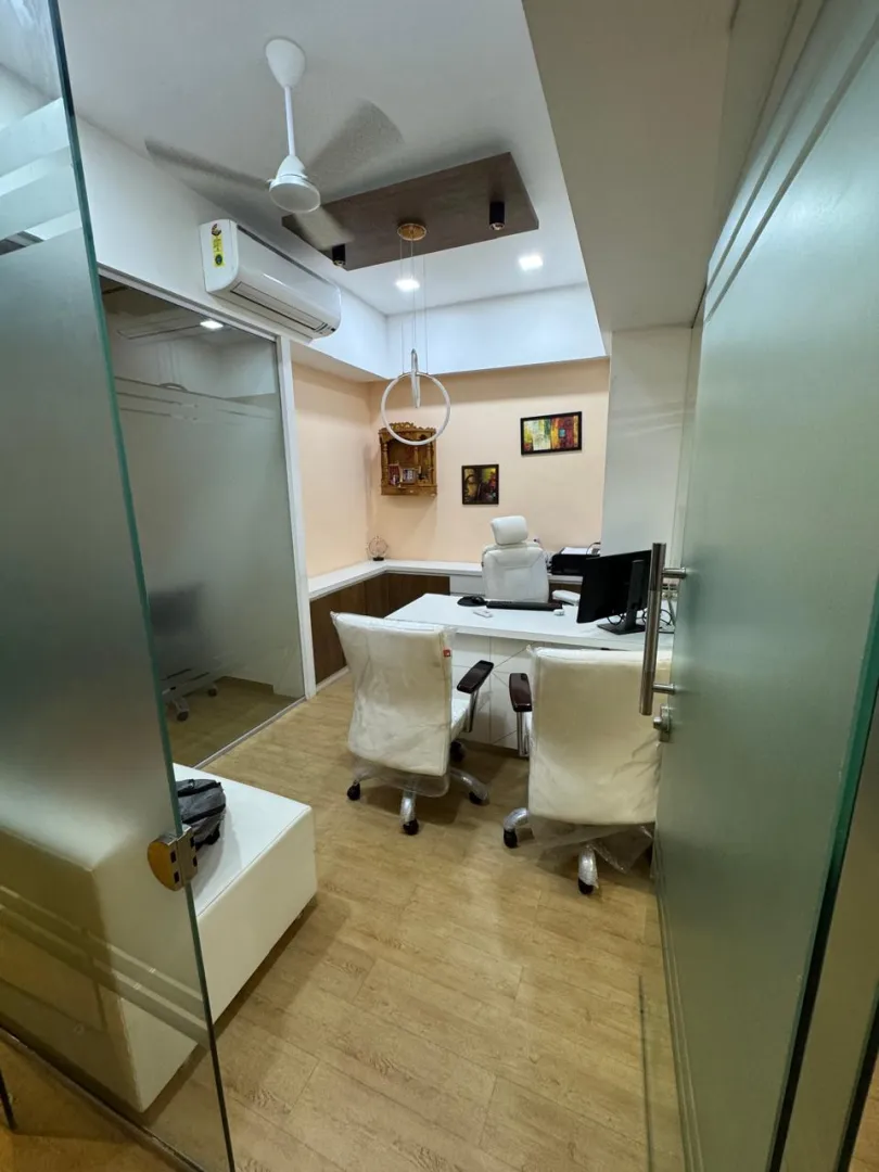 Office 1203 Sq. Ft. Commercial Office for Rent in Memnagar/gurukul Ahmedabad - Media 5