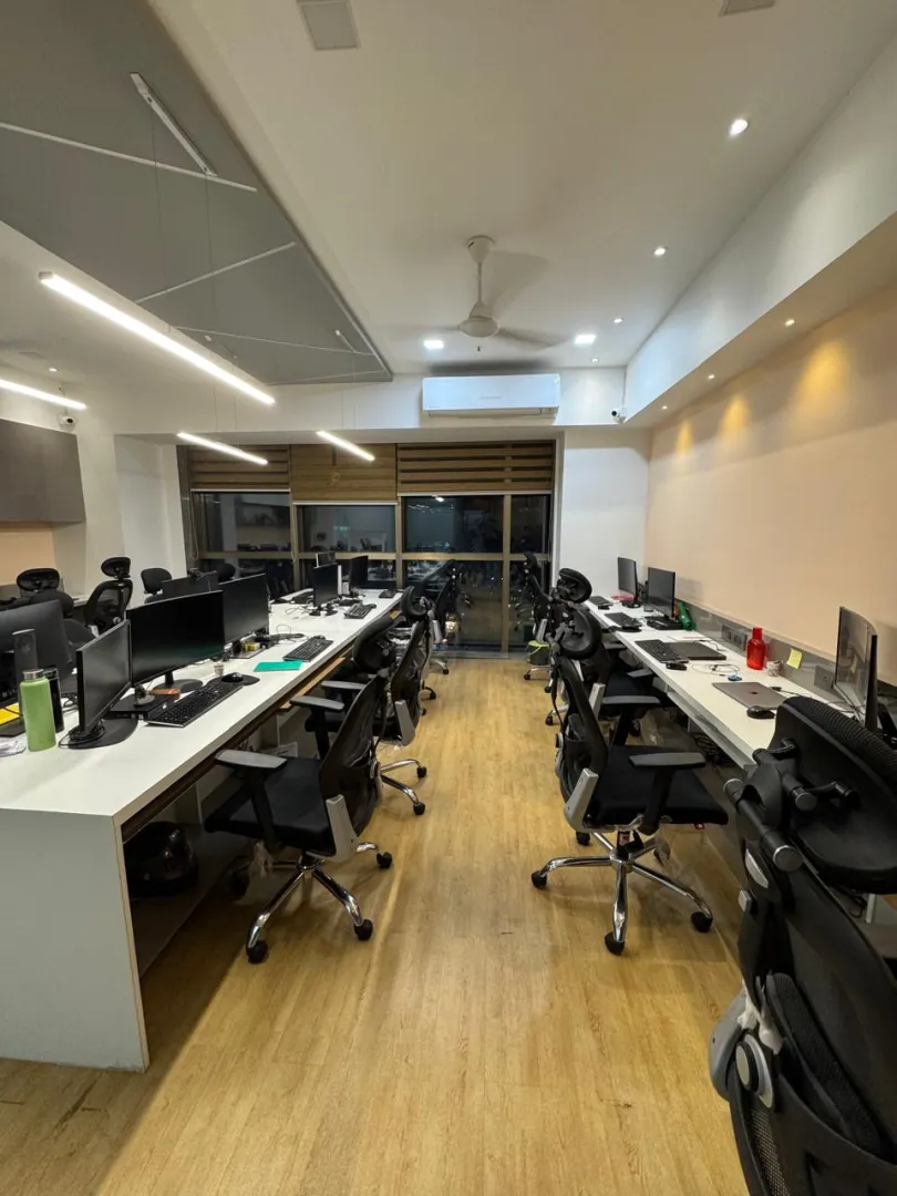Office 1203 Sq. Ft. Commercial Office for Rent in Memnagar/gurukul Ahmedabad - Media 3