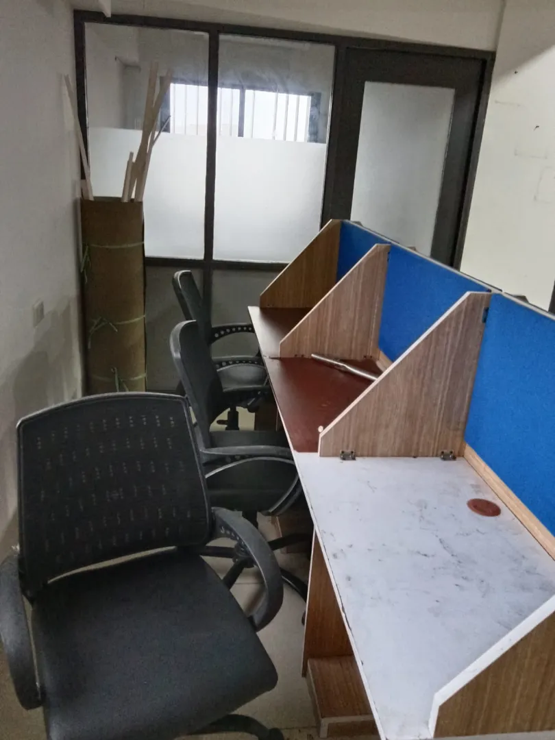 Office 1150 Sq. Ft. Commercial Office for Rent in Ashram Road Ahmedabad - Media 3