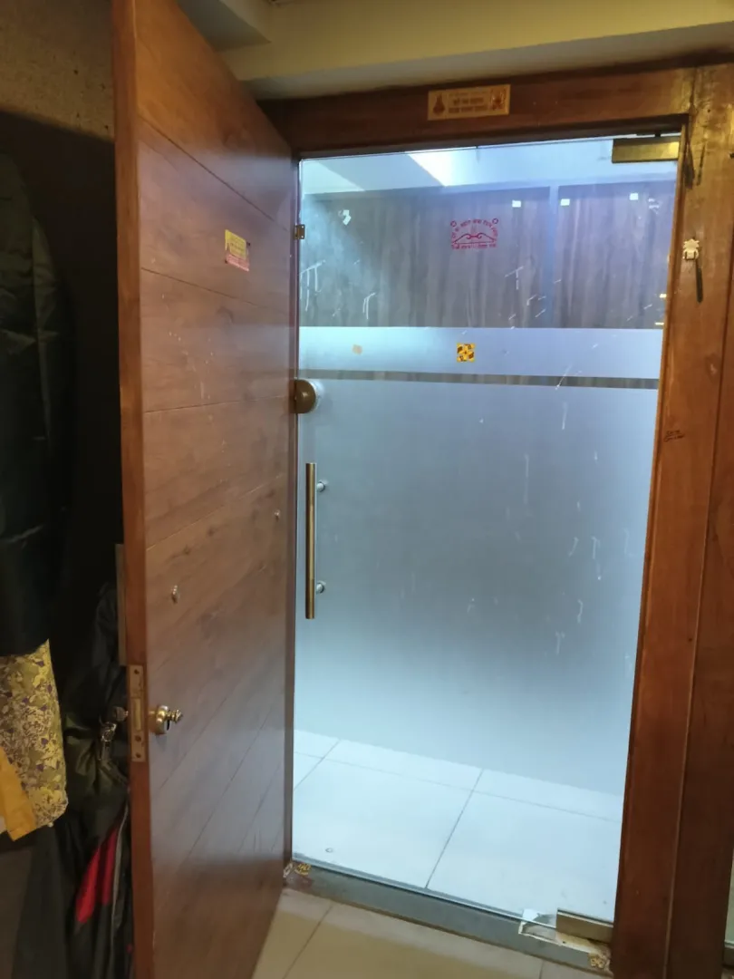 Office 1150 Sq. Ft. Commercial Office for Rent in Ashram Road Ahmedabad - Media 10