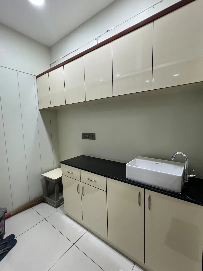 Office 849 Sq. Ft. Commercial Office for Rent in Science City Ahmedabad - Media 5